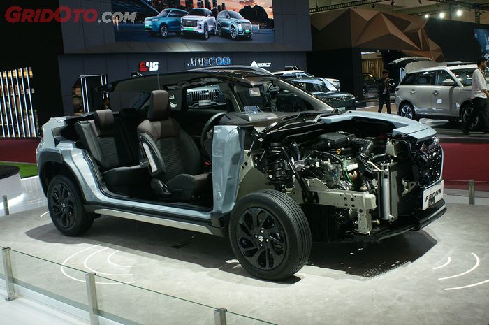 Jadi Belajar Banyak, Suzuki Fronx di GIIAS Ini Ungkap Semua Rahasianya