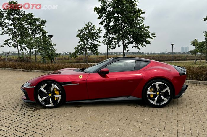Full Tank Segini, Seberapa Jauh Ferrari 12Cilindri Bisa Dibawa Jalan?