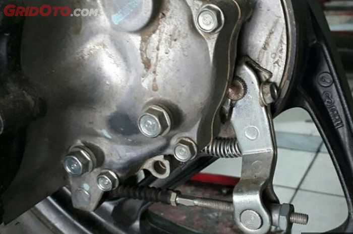 Karena Ini Rem Teromol Bisa Ngelos Meski Kampas Rem Masih Tebal