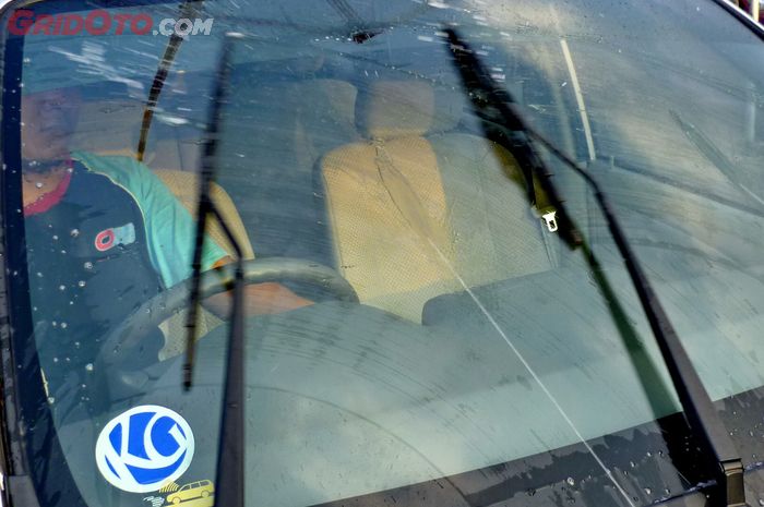 Inilah Tanda-tanda Karet Wiper Yang Bisa Menggores Kaca Mobil, Harus Tahu