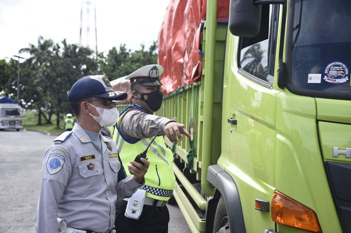 Surat Tilang Polisi di Wilayah Ini Masih Bersih, Belum Akan Dipakai Untuk Tindak Truk ODOL
