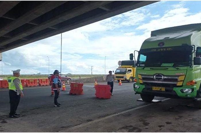 Sopir Truk Resah Berjamaah, Polisi Siap Lakukan Tilang Massal Mulai Juli 2025