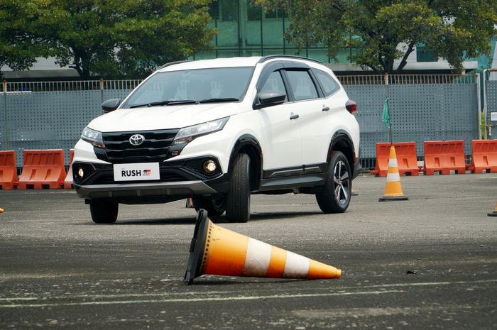 Toyota, Toyota Rush, Diskon Rp 30 Juta, Harga Toyota Rush Baru Jadi Tinggal Segini