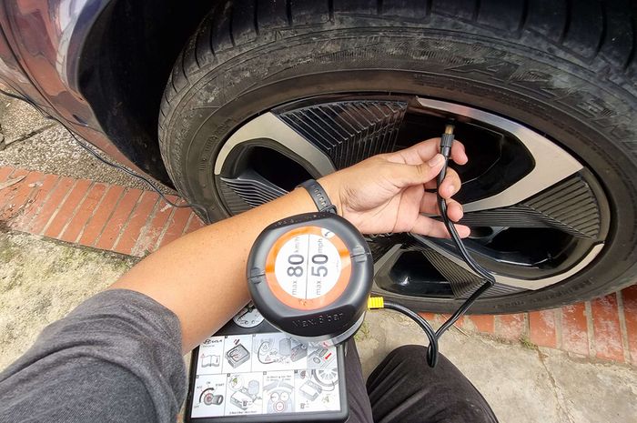Ini Waktu Yang Pas Buat Cek Tekanan Angin Ban Mobil Secara Berkala