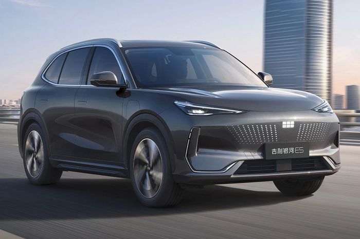 Urus Berkas Impor Nggak Zaman, Warga Eropa Kini Bisa Beli Mobil Listrik Langsung dari China