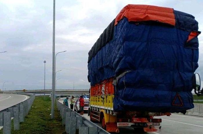 Indonesia Bisa Contek, Begini Cara China dan Thailand Atasi Truk ODOL