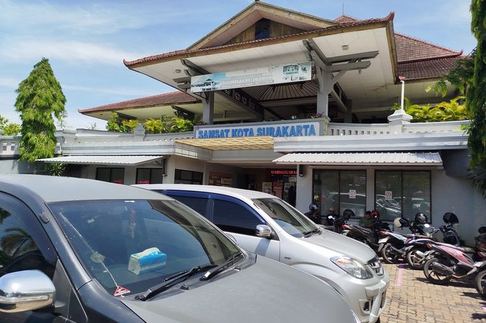 Bapenda Jateng Cuan Rp 25 Miliar Dalam Dua Hari, Berkat Samsat Digeruduk Pemilik Mobil dan Motor