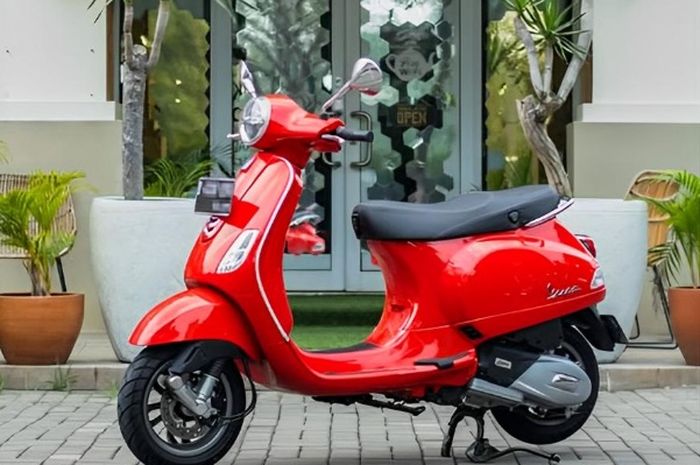 Motor Mahal Tapi Maling Malas Mengincar! Vespa Matic Punya Sihir Ini