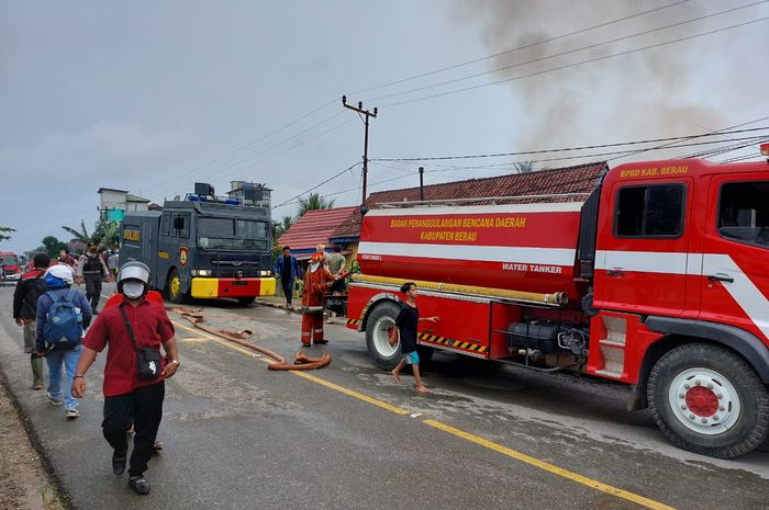 Mobil Mahalmu Minggir Dulu, Begini Urutan 7 Kendaraan Prioritas di Jalan Raya