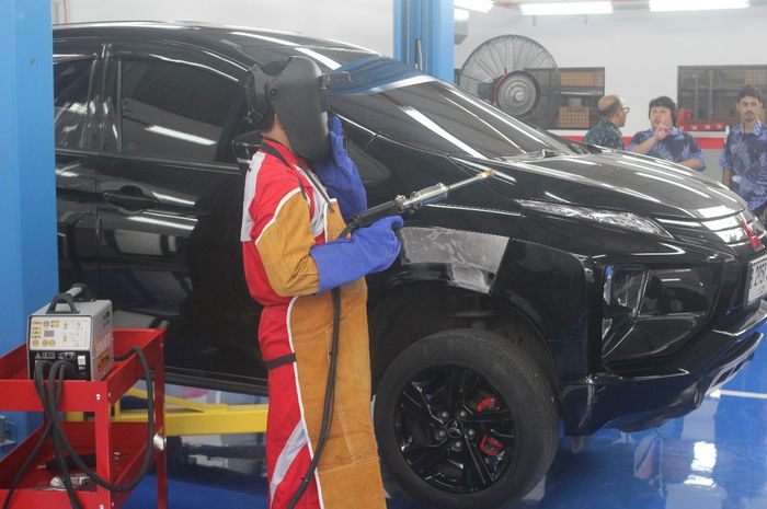 Mitsubishi Buka Dua Bengkel Bodi dan Cat di Dua Kota, Pelanggan Ditawari Promo Ini