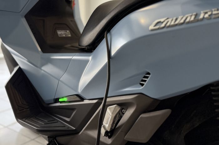 Satu-satunya di Indonesia, Ini Kelebihan Lampu LED Indikator di Motor Listrik MAKA Cavalry