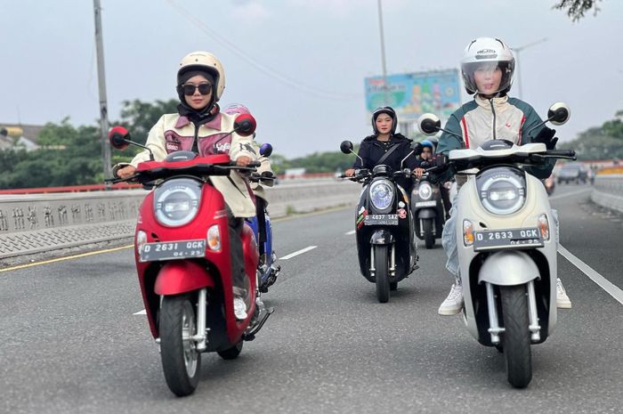 Semarak Scoopy Velocreativity di Bandung, Lady Bikers Diajak Berkegiatan Positif