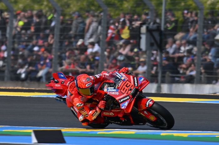 Ditempel KTM, Marc Marquez Langsung Gaspol di FP1 MotoGP Prancis 2025