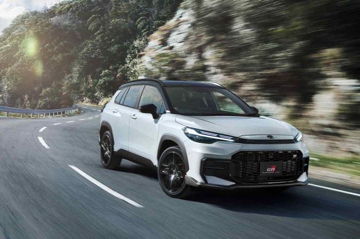 Keren Juga, Cek Nih Tampang Toyota Corolla Cross GR Sport Baru