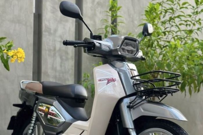 Motor Bebek Retro Ini Mirip Astrea Versi Modern, Bisa Jalan 216 KM Sekali Full Tank