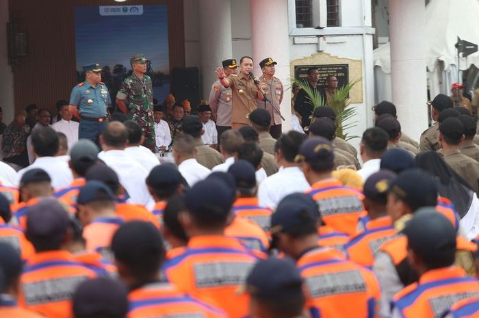 Surabaya Tertibkan Izin Parkir Minimarket, Ini Sanksinya Kalau Tak Punya Jukir Resmi