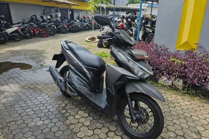 Honda, Toyota, Toyota Harrier, Lelang 15 Unit Motor dan Mobil Milik Penunggak Pajak, Ada Honda Vario 150 Sampai Toyota Harrier