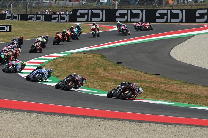 Marquez, Marquez Raih Kemenangan ke-93 di Depan Muka Rossi, Podium Bagnaia Direbut Diggia