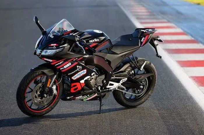 Mirip Motor Balap MotoGP, Sportbike 125 cc Aprilia Ini Powernya Ngalahin CB150 Verza