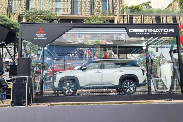 Mitsubishi, Penghuni Mystery Box Mitsubishi Terungkap Jelas, Pemain Baru di Kelas SUV 7 Penumpang