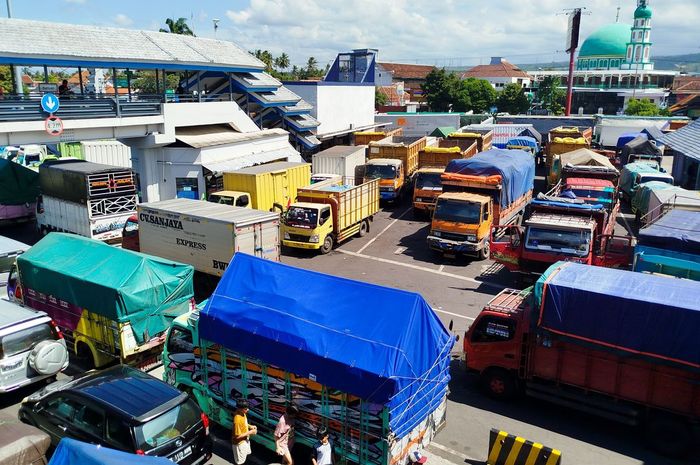 Pemilik Truk Pilih, Kurungan 6 Bulan atau Denda Rp 50 Juta Jika Kondisi Armada Kalian Begini