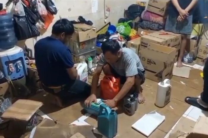 Pengakuan Tiga Komplotan Oli Palsu Kembangan, Edarkan Barang di Jakarta, Tangerang dan Bekasi