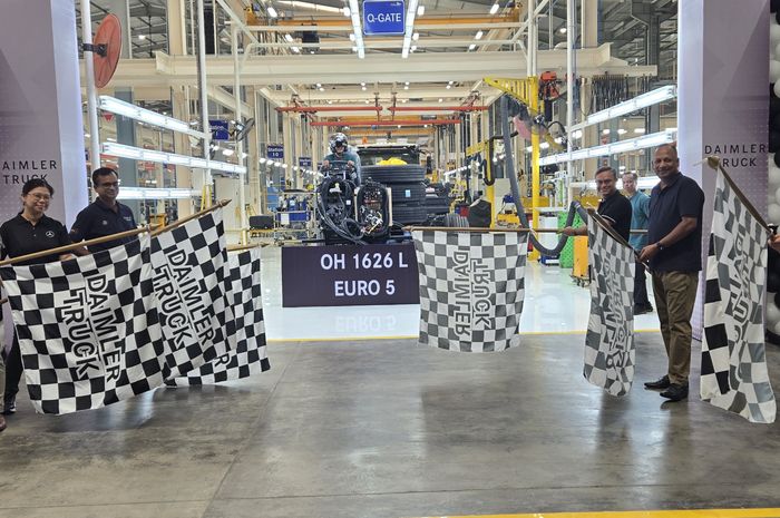 Daimler Indonesia Mulai Ekspor Sasis Bus ke ASEAN, Ini Tipenya