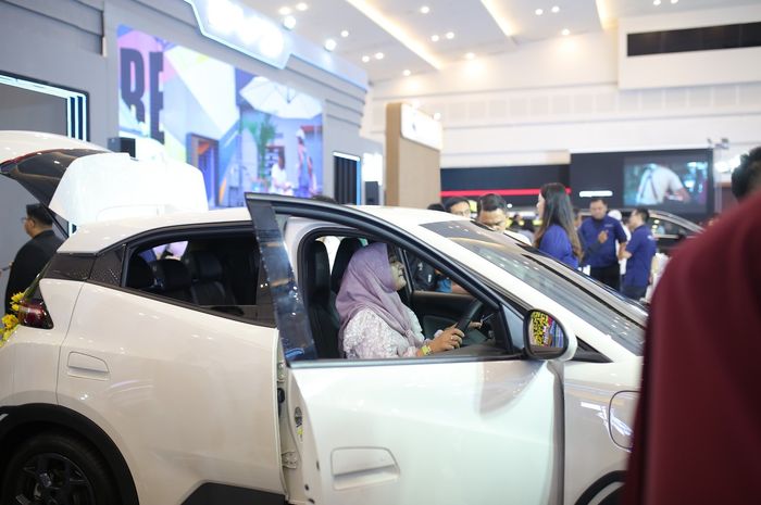 BYD Perkenalkan Atto 1 di GIIAS Surabaya, Harga OTR Jatim Bikin Kaget