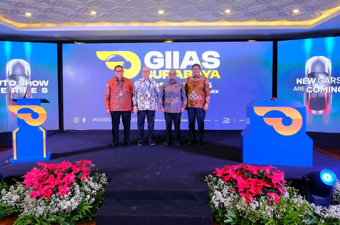 GIIAS Surabaya 2025 Resmi Dibuka, Ada 7 Merek Mobil dan Motor Baru Ikut Perkenalan