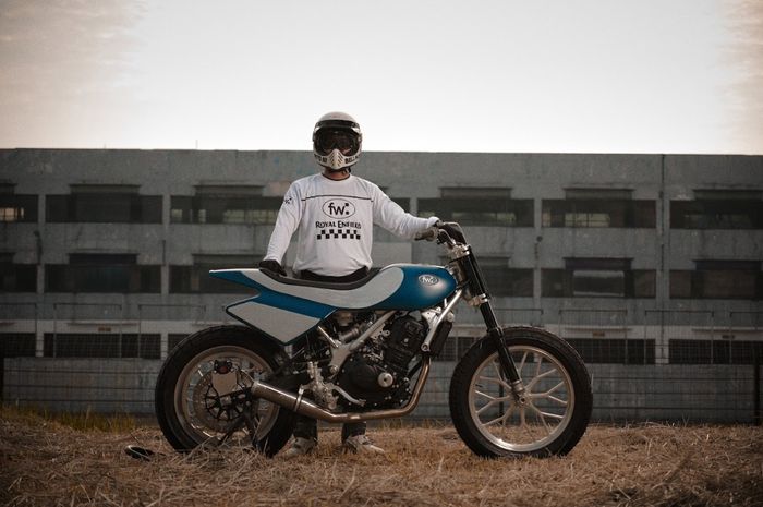 Meriahkan Custom War 2025, Royal Enfield Pamer Groove FT 450 Hasil Kolaborasi dengan Front Wheel Motors