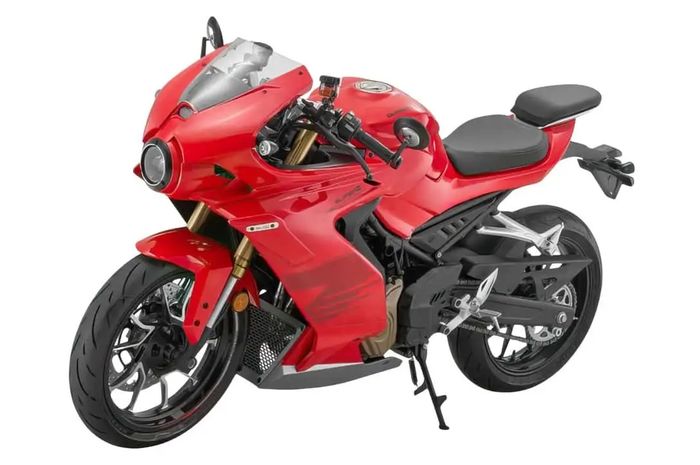 MV Agusta Superveloce Versi Langsing Nongol, Mesin 450 Cc dan Bobot Cuma 169 Kg