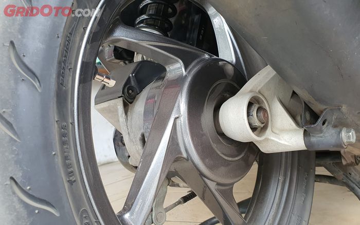 Jadi Tahu, Ini Penyebab Rem Motor Berdecit Seperti Suara Tikus