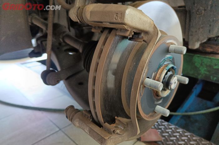 Rem Mobil Terus Bunyi Berdecit, Komponen Ini Perlu Diperhatikan