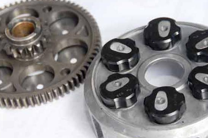 Ciri-ciri Karet Rumah Kopling di Motor Bekas Sudah Minta Diganti