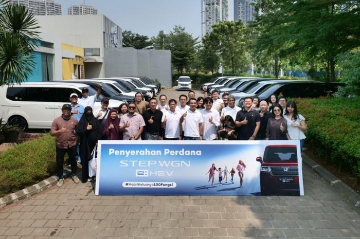 Akhirnya Honda Step Wgn e:HEV Dikirim ke Konsumen, Kepo Mau Test Drive? Hari Ini Masih Bisa di GIIAS 2025
