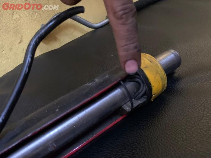 Ciri-ciri Selang Power Steering Mobil Bocor dan Cara Mengatasinya