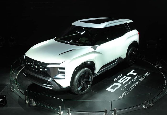 Mitsubishi Pamer Kotak Misteri di Instagram, Diduga Teaser SUV Tiga Baris DST Concept