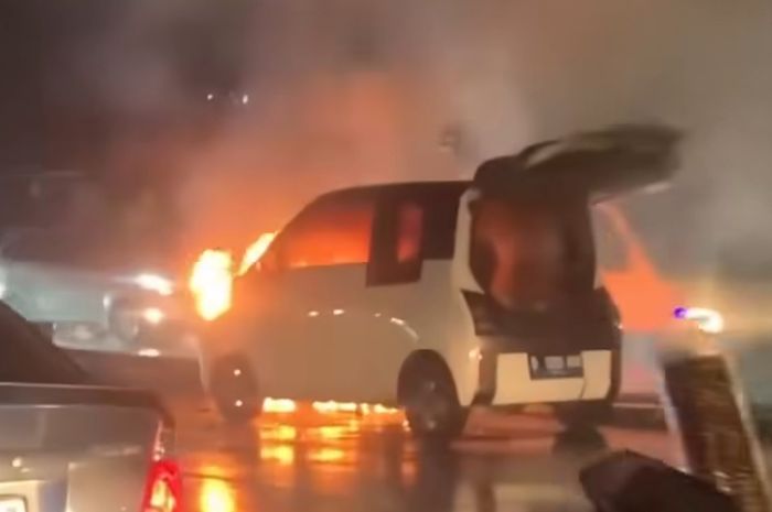 Wuling, Wuling Buka Suara Soal Air ev Terbakar di Bandung, Pastikan Baterai Aman