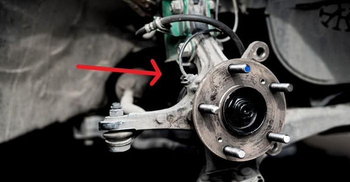 Inilah Biang Keladi Sensor ABS Mobil Menyala Habis Terjang Banjir