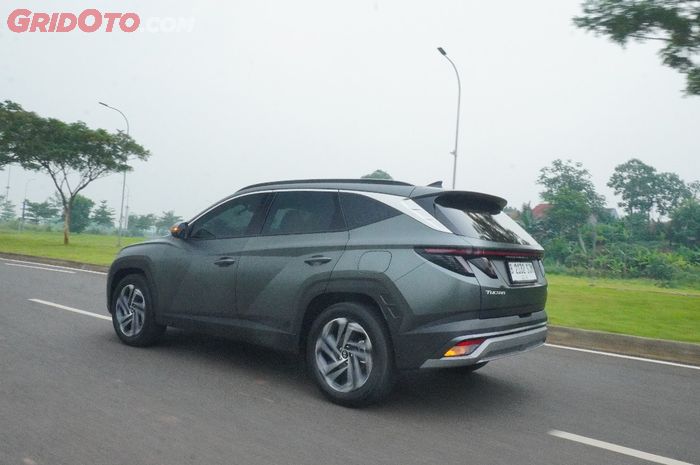 Kencang dan Mewah, Ternyata Efisiensi BBM Tucson Hybrid Ngalahin LCGC