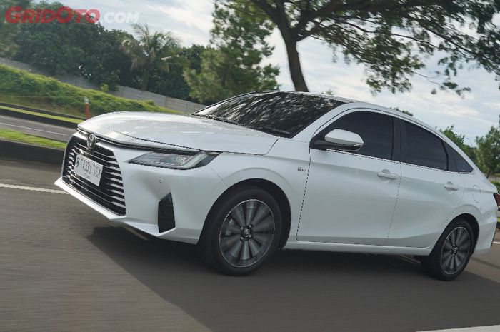 Best Small Sedan OTOMOTIF Award 2025 Nih, Segini Harga Toyota Vios