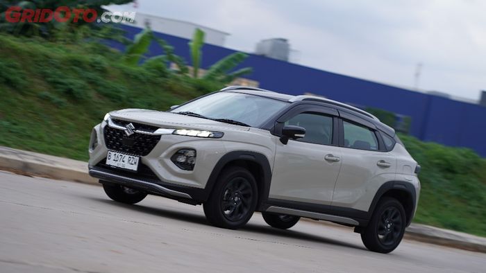 Sesama Hybrid, Ini Perbandingan Tenaga Rocky Hybrid VS Fronx SGX