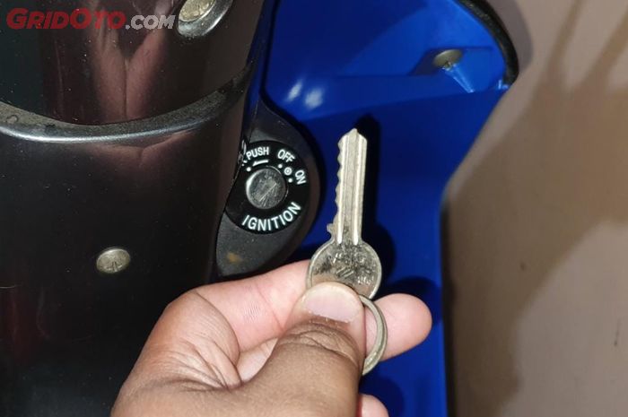 Cairan Ini Ternyata Bisa Bikin Kunci Motor Bekas Bebas Karat Karena Sering Kehujanan