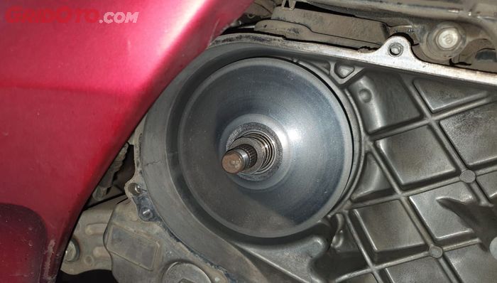 Ini Waktu Yang Tepat Untuk Ganti Puli CVT Motor Matic, Simak