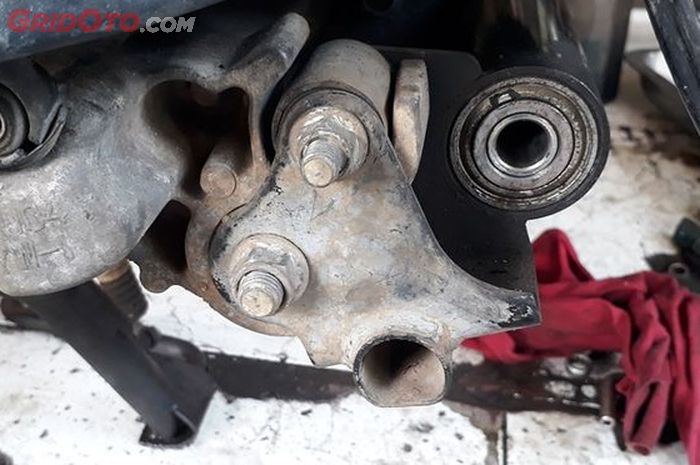 Bukan Umur, Ini Penyebab Engine Mounting Motor Matic Cepat Rusak