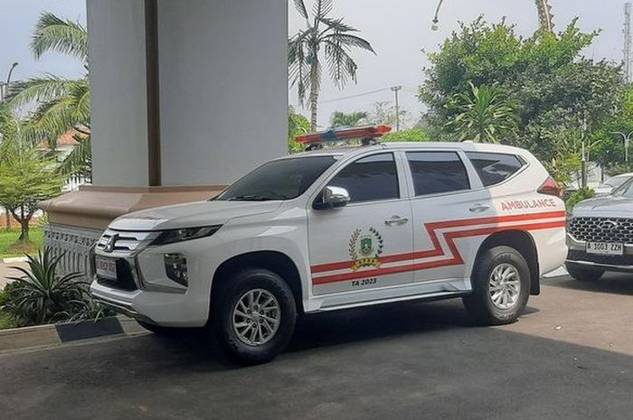 Gak Usah Diintip-intip, Dengar Sirene Ambulans Baik Kosong Maupun Isi Pasien, Segera Minggir!