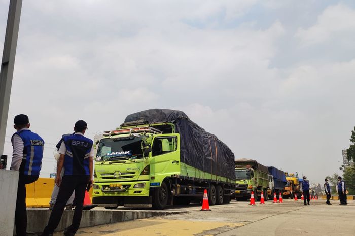 Truk ODOL Makin Banyak, Pemerintah Diminta Bikin Sekolah Khusus Sopir