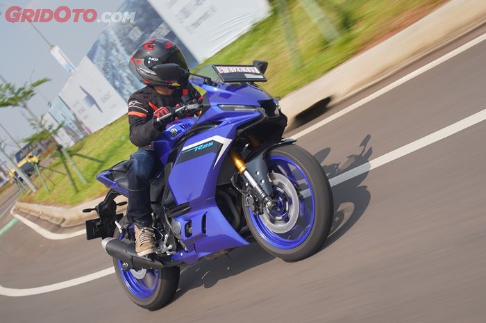 Sasis dan Suspensi Yamaha R25 2025 Masih Sama, Tapi Rasanya Beda?