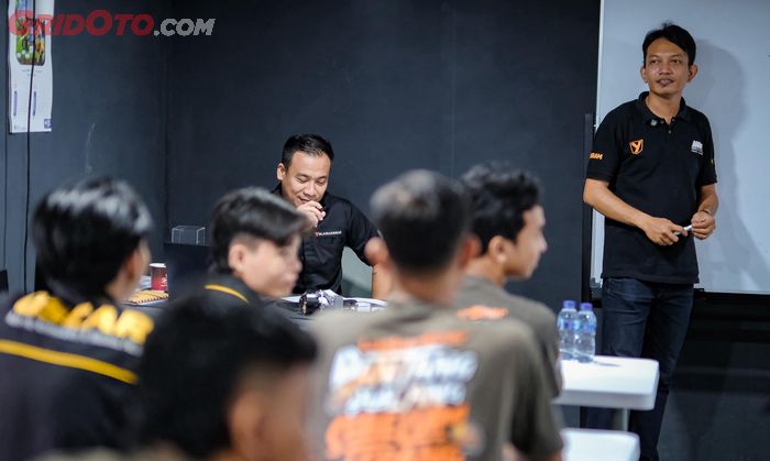 Yoong Motor Dapat Penghargaan Dari Ketum IMI, Ciptakan Lapangan Kerja Hingga Lahirkan Teknisi Handal