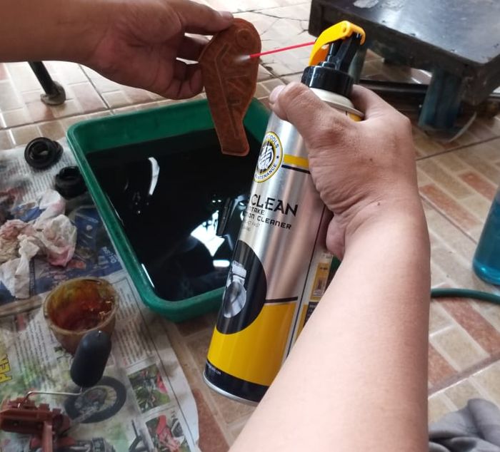 Inilah Gejala Filter Bensin Motor Matic yang Kotor, Apa Saja?